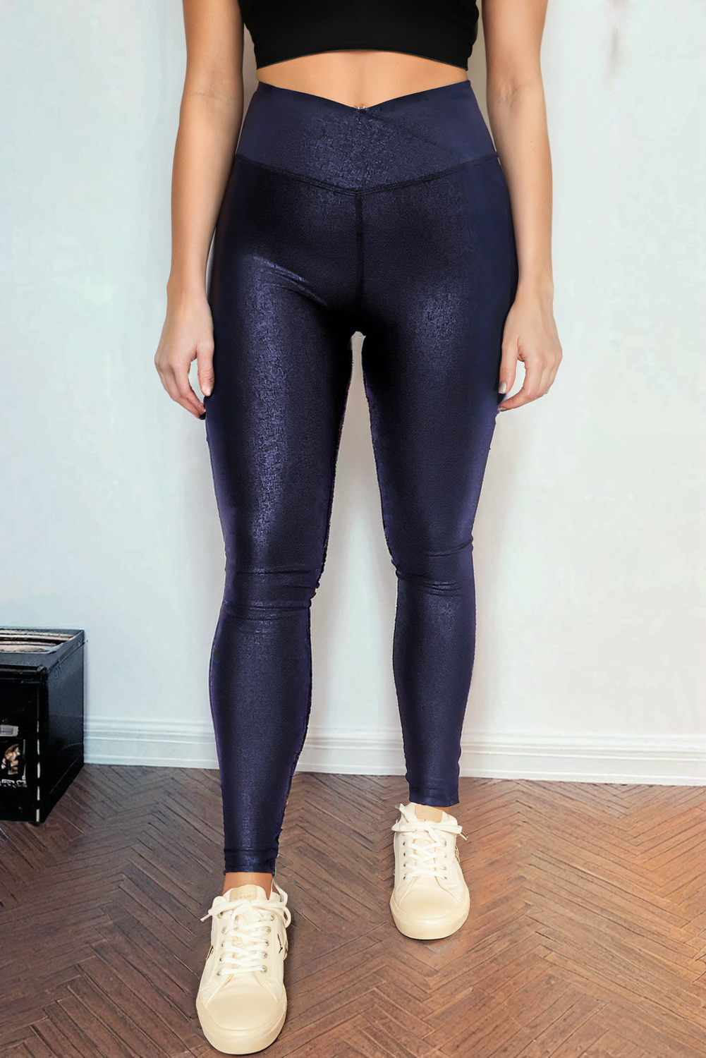 Crossed Dip Waist Sleek Leather Leggings